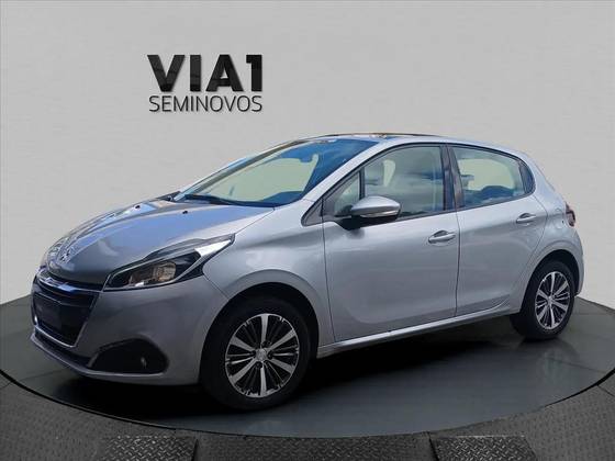 PEUGEOT 208 1.6 GRIFFE 16V FLEX 4P AUTOMÁTICO PEUGEOT 208 1.6 GRIFFE 16V FLEX 4P AUTOMÁTICO